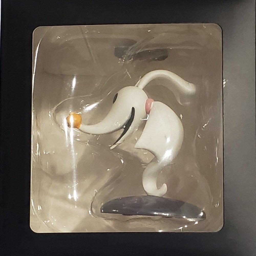The Nightmare Before Christmas Zero Mini Statue